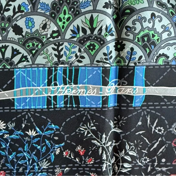 Hermès Pique Fleuri de Provence Silk Scarf 90cm Christine Henry Rare - Picture 4 of 8